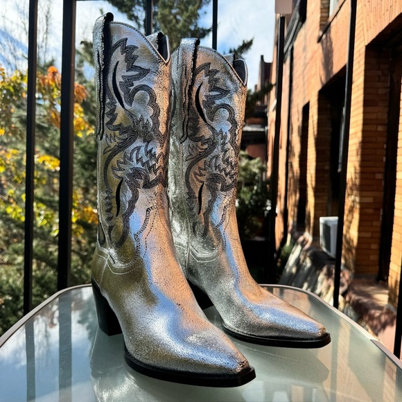 New Jeffrey Campbell Dagget Boots Western Heeled Cowboy Silver Black Womens 8 - Picture 3 of 14